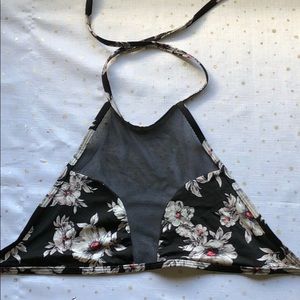 Victoria’s Secret bikini top